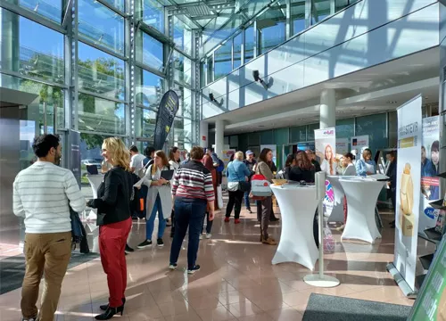 Spaces 500x360 Welcome - Foyer 01 (c) TIC Steyr